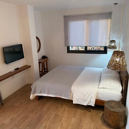Kanes Bohemian Boutique Hotel Саранда Екстер'єр фото