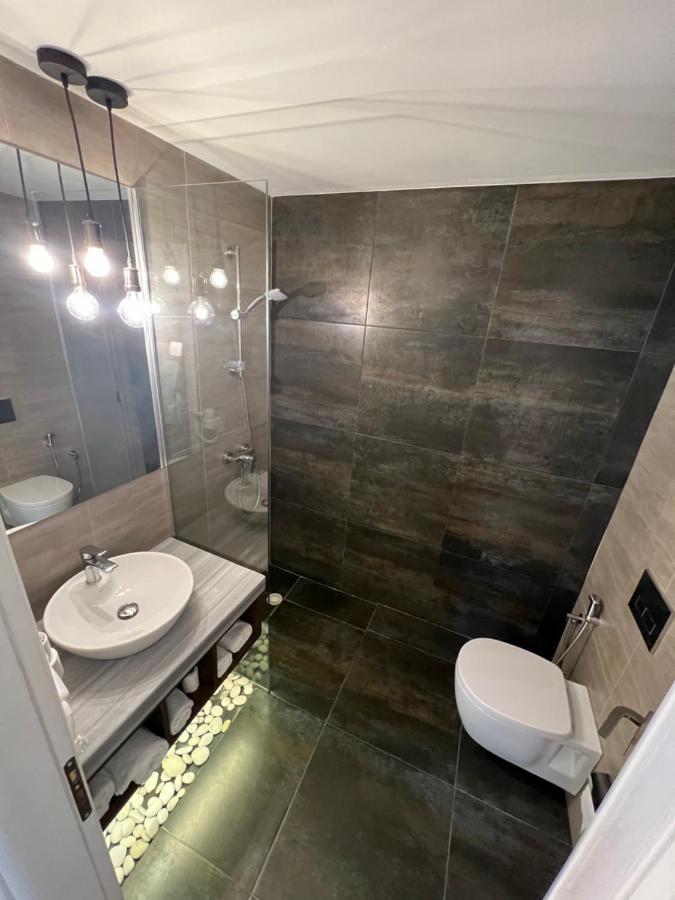 Kanes Bohemian Boutique Hotel Саранда Екстер'єр фото