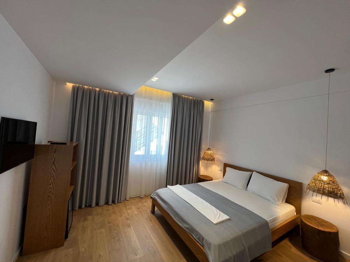 Kanes Bohemian Boutique Hotel Саранда Екстер'єр фото
