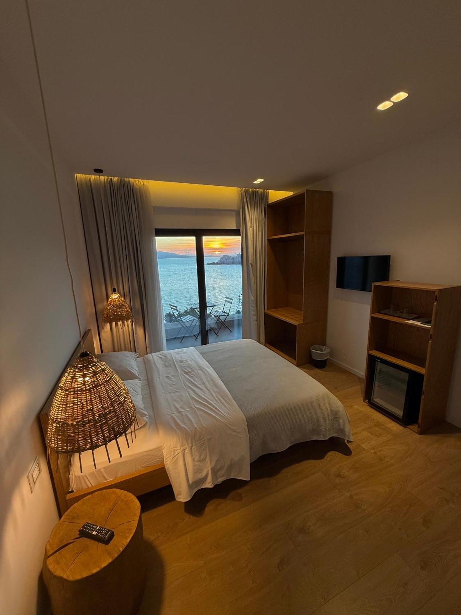 Kanes Bohemian Boutique Hotel Саранда Екстер'єр фото